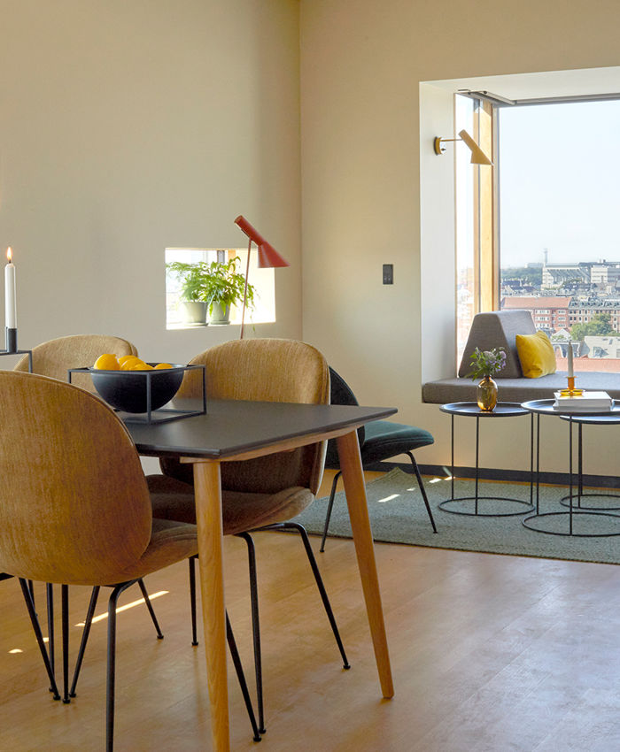 50M2 Deluxe Studio Udsigt Spisestue Kopi